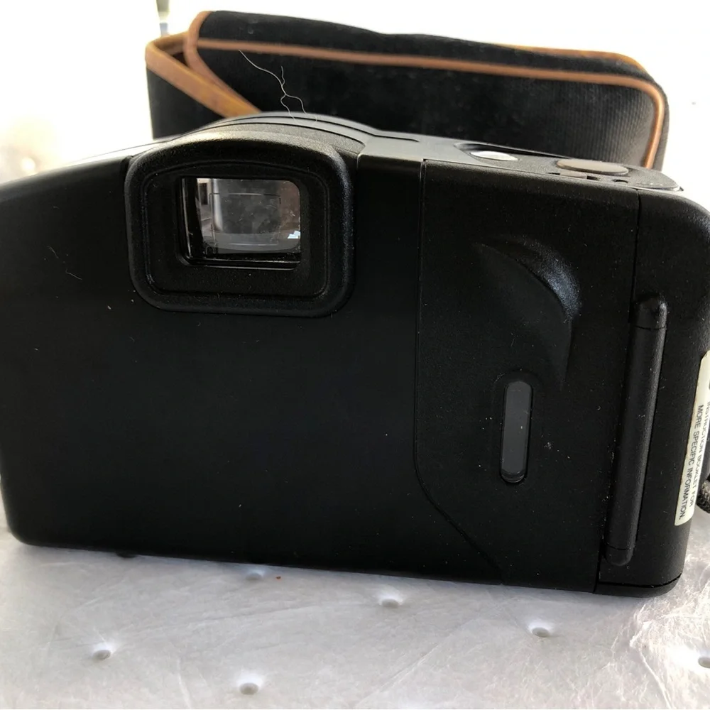 Canon Snappy LX 35mm Film Camera Autofocus AF - Tested, CLEAN! Plus A Belt Case.